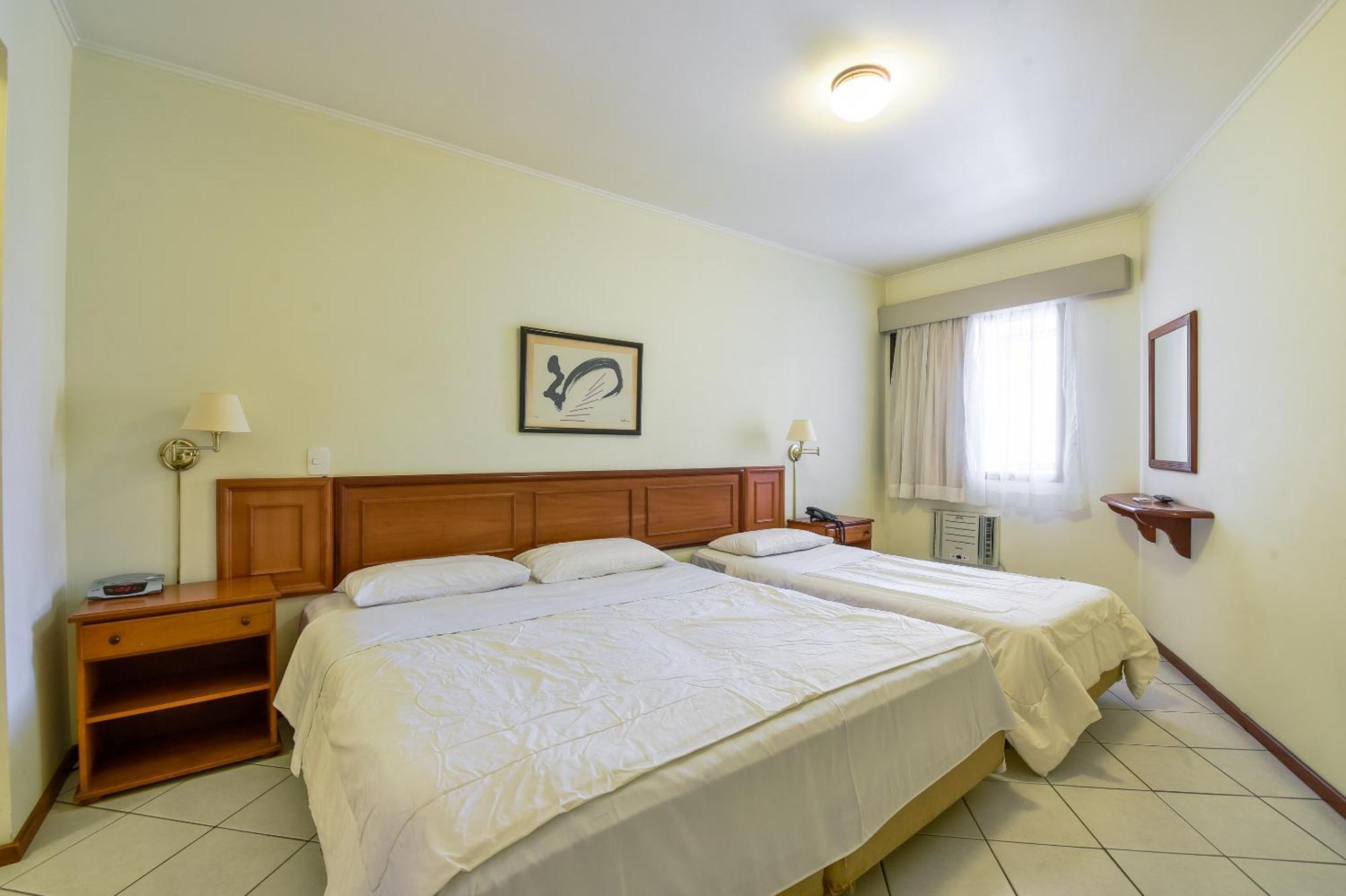 Quarto Triplo Standard
